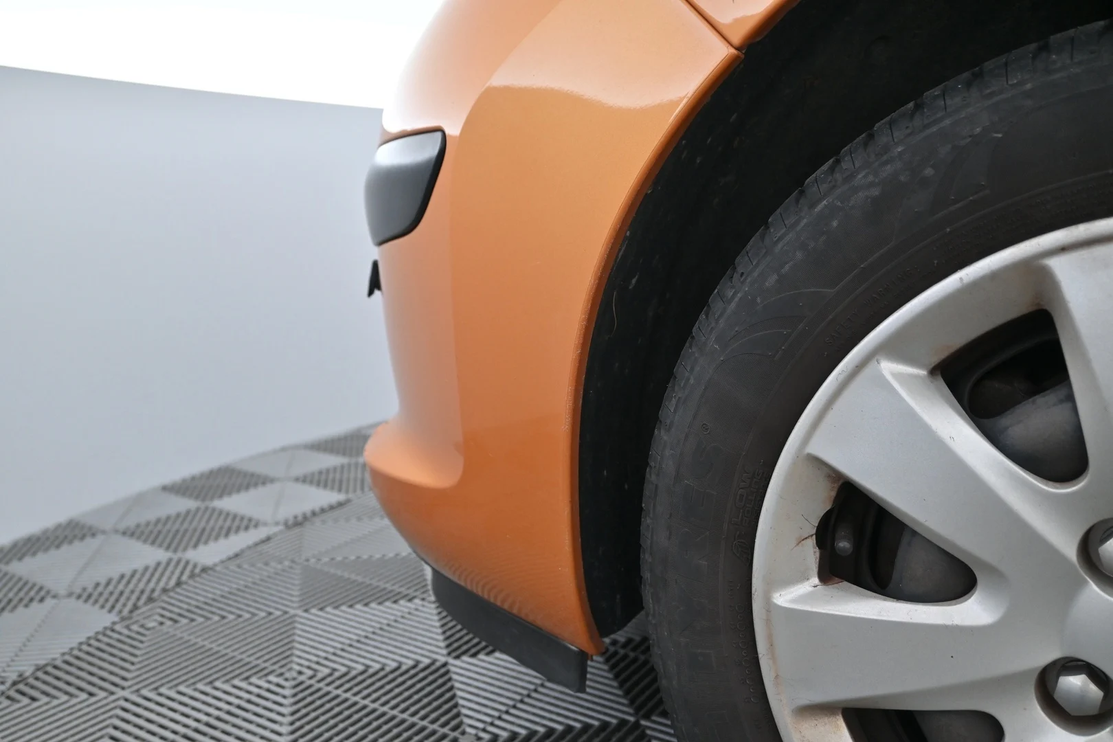 Car Image - 4OjZmku086zZ9V88CRfGC0