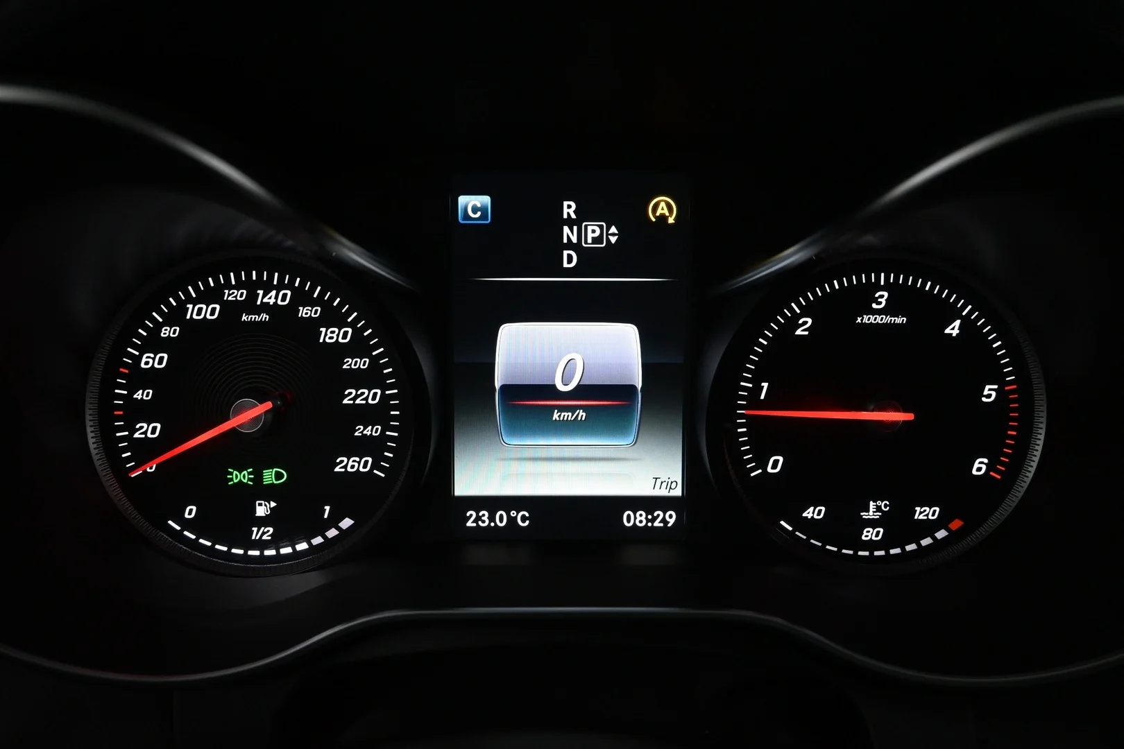 Car Image - 3YDHc3kHwiG6V901HksTxu