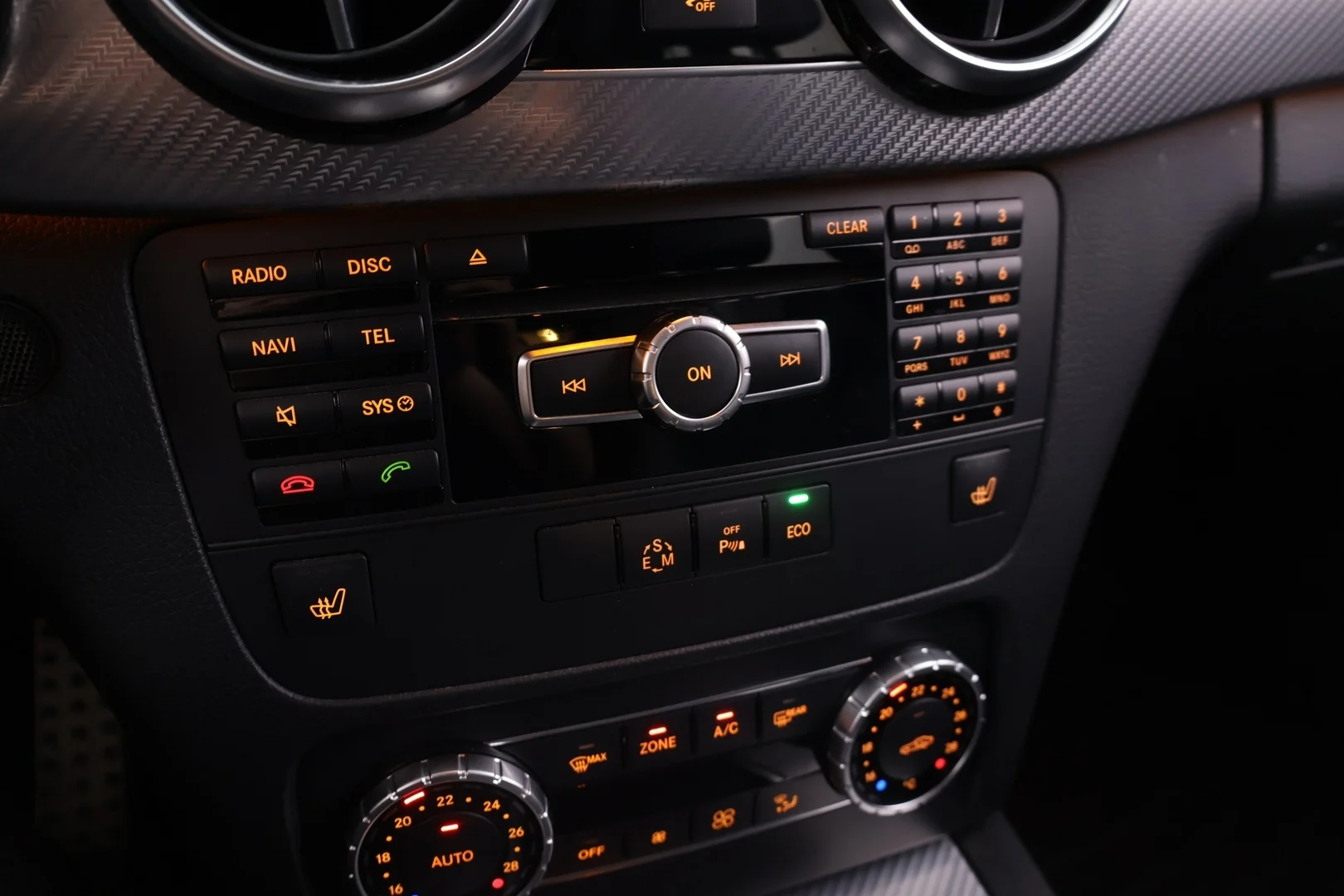 Car Image - YwF9ZjDPHPXAWbHz6LjiG