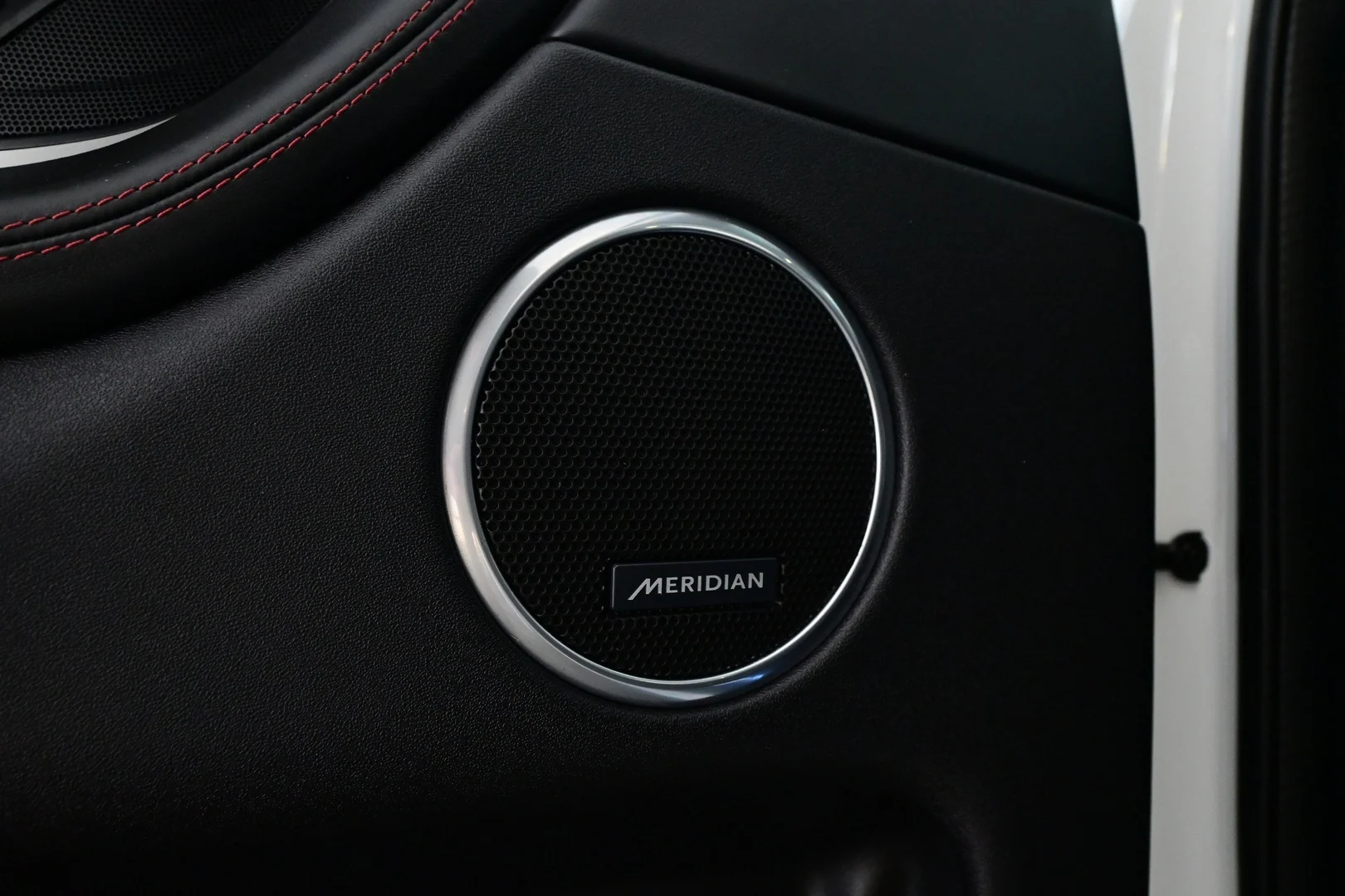 Car Image - 3HSpg8HLIiQh6kSnaHYRe7