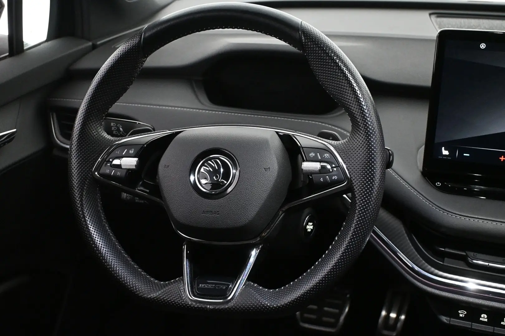 Car Image - 3W4ltdTkzK0NqUm9GenxMa