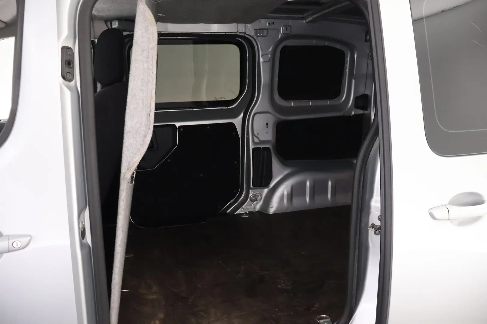 Car Image - 6gx7Bd03c8TBXD7W5N8Zib