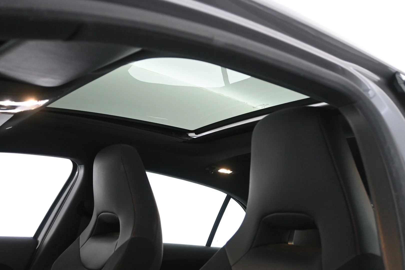 Car Image - 3eHrq5gWC5r8VoJ9orbplD