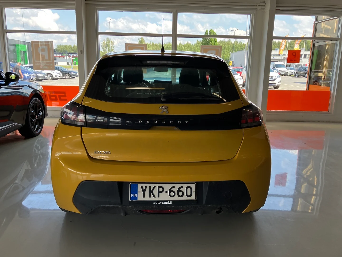 Car Image - 43SKLxlsMpIYaUrqRqvSYP