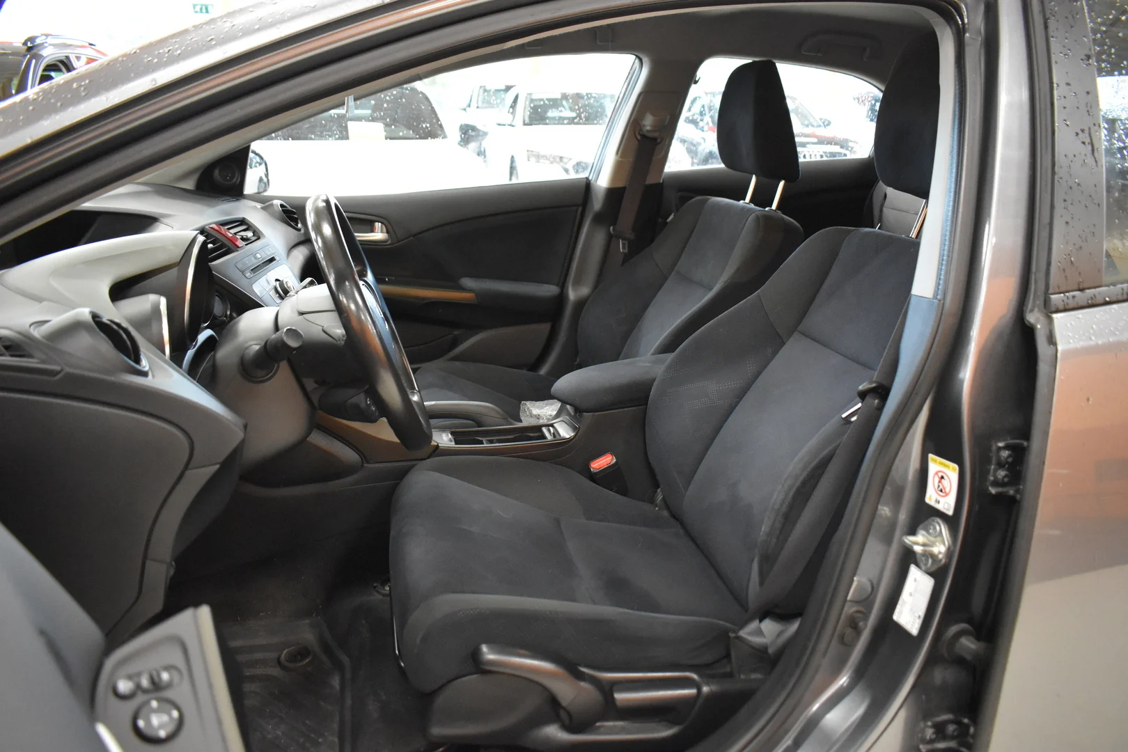 Car Image - 5q9vIcSYU0yEPUe4HpjXz8