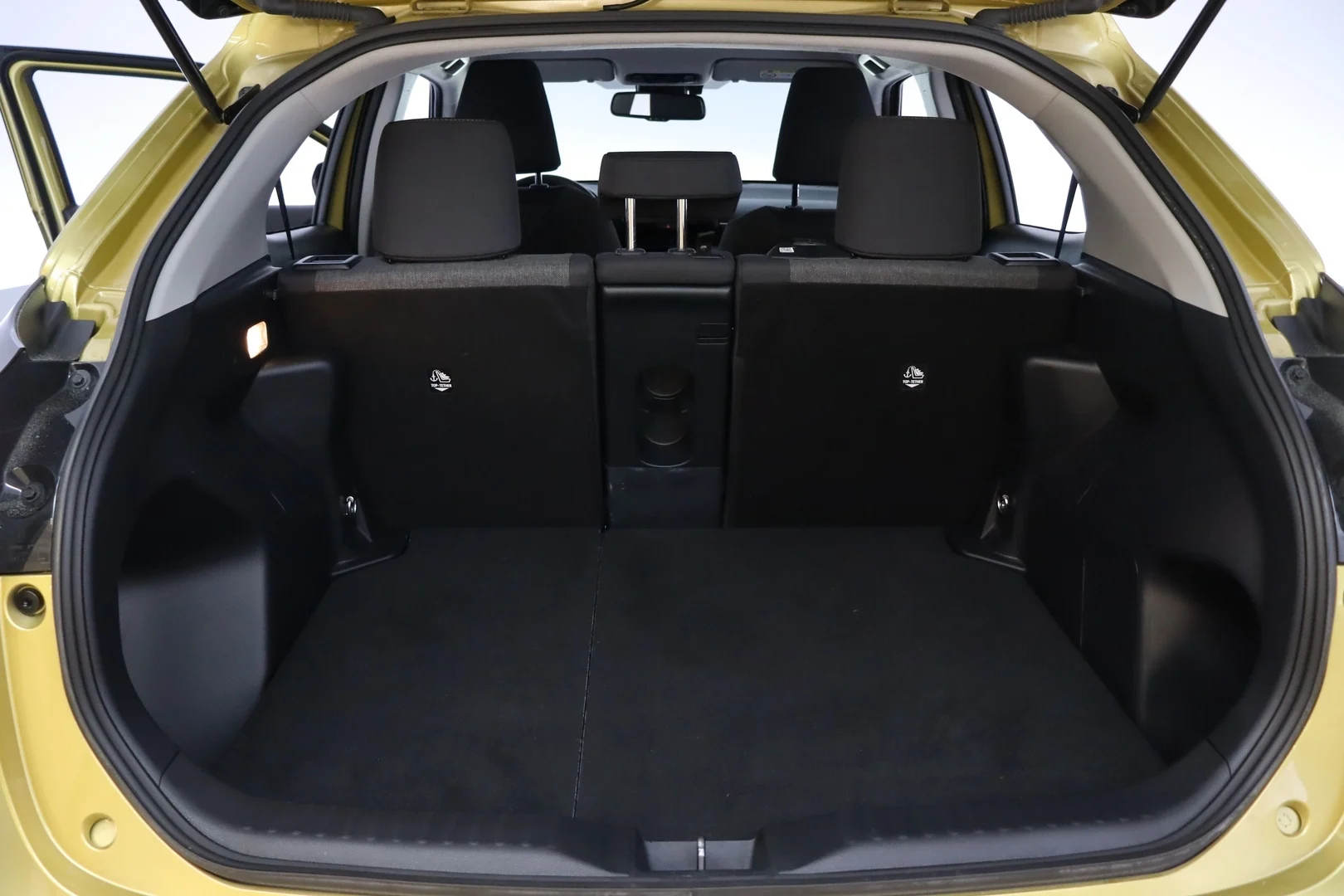 Car Image - 3NG0A74yxhmsk0lgjnt9j3