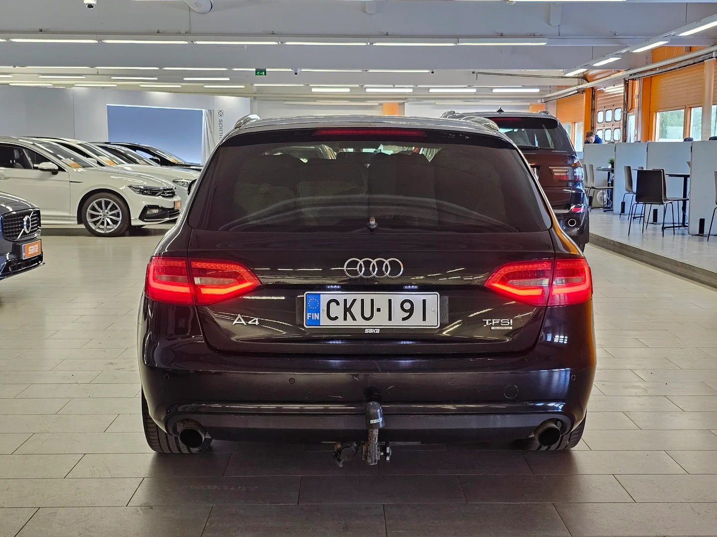 Car Image - 6wnUzD850k42O3SyLzFYYm