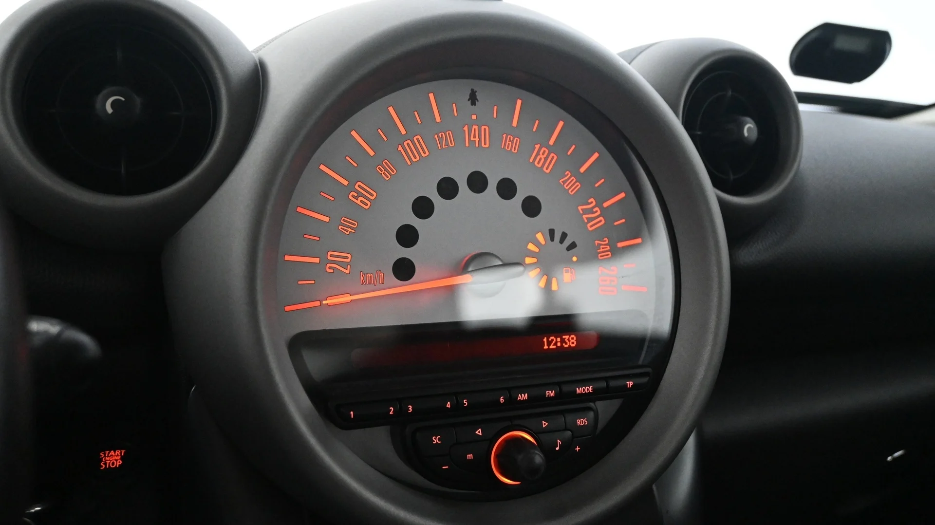 Car Image - 7L4JUNeMY1B3FzBmq14IlO