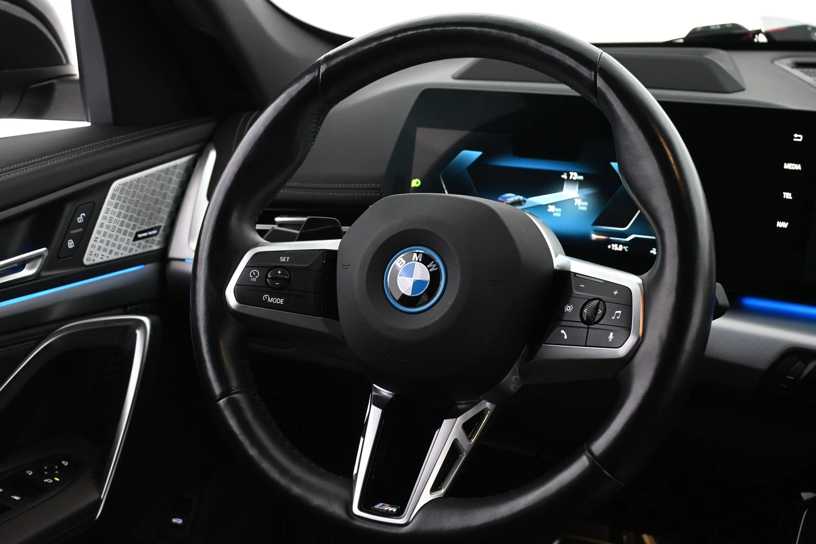 Car Image - nUaTvpFIo2yZKjfmxD4SE