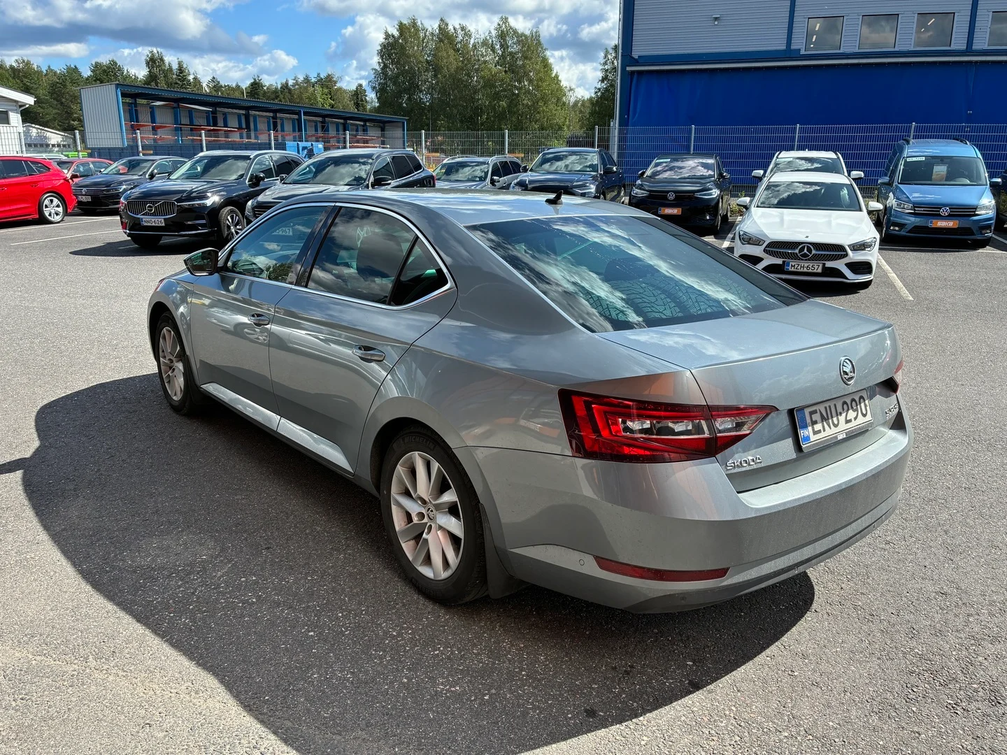 Car Image - 4qRZ4D4Fl34h0bONqyzTJV