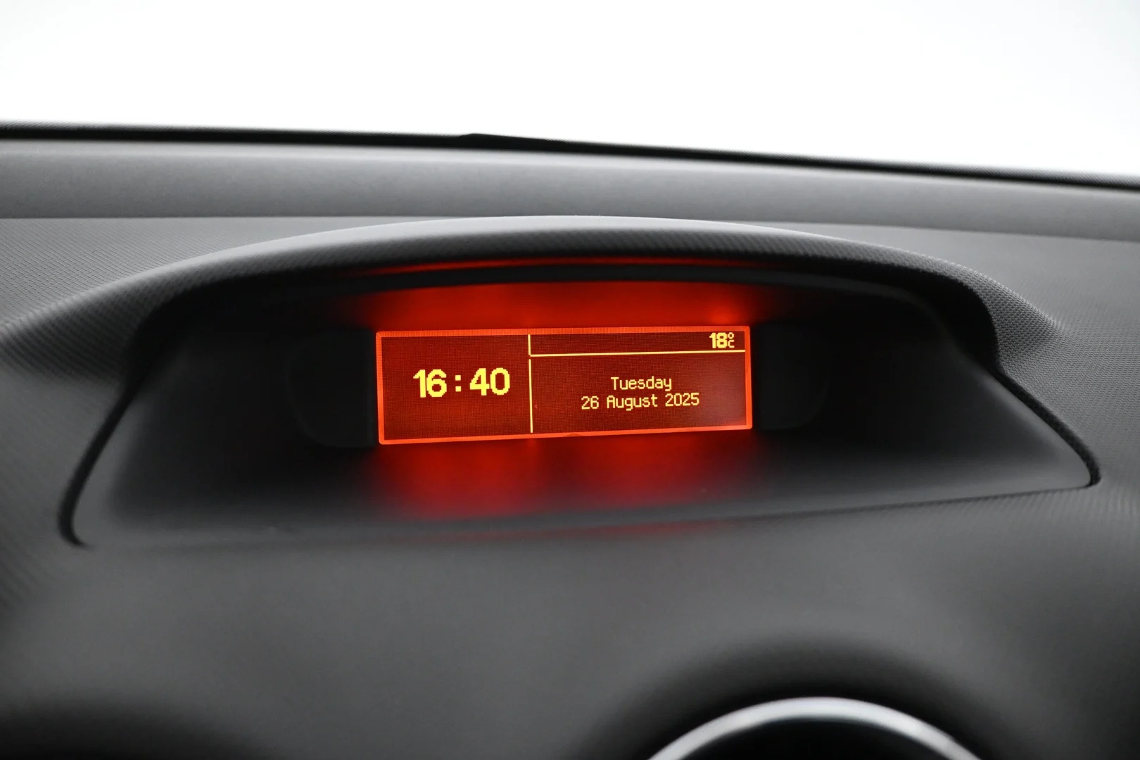 Car Image - UAWamKTKQ601PIKZQXagt
