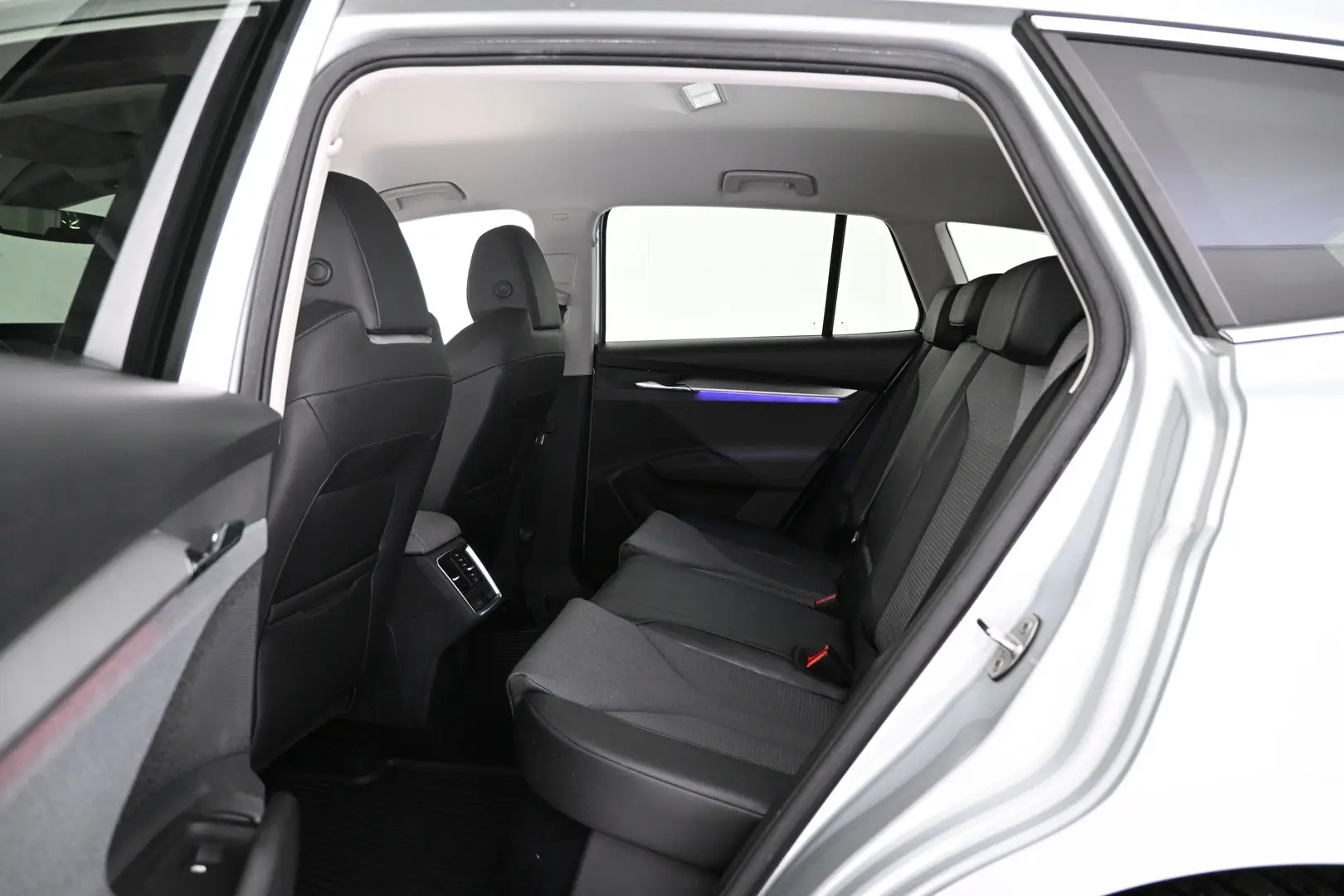 Car Image - 1zsMQ7wTINvl4SxezNTXxV