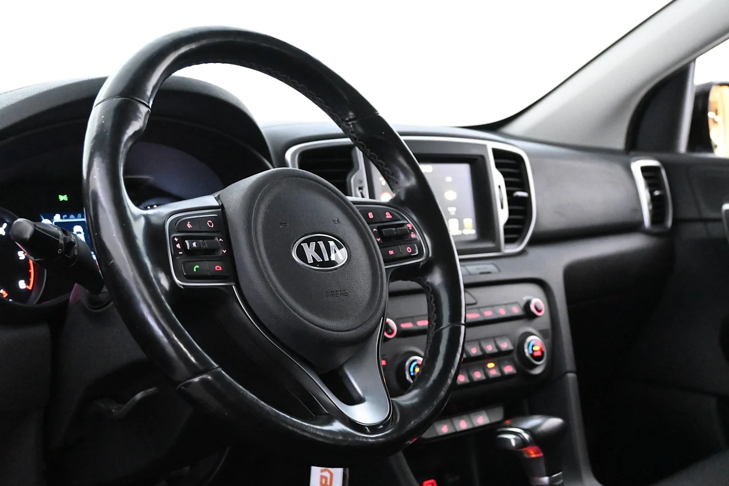 Car Image - 2crqehxSxLZL3G9qIo5bqk