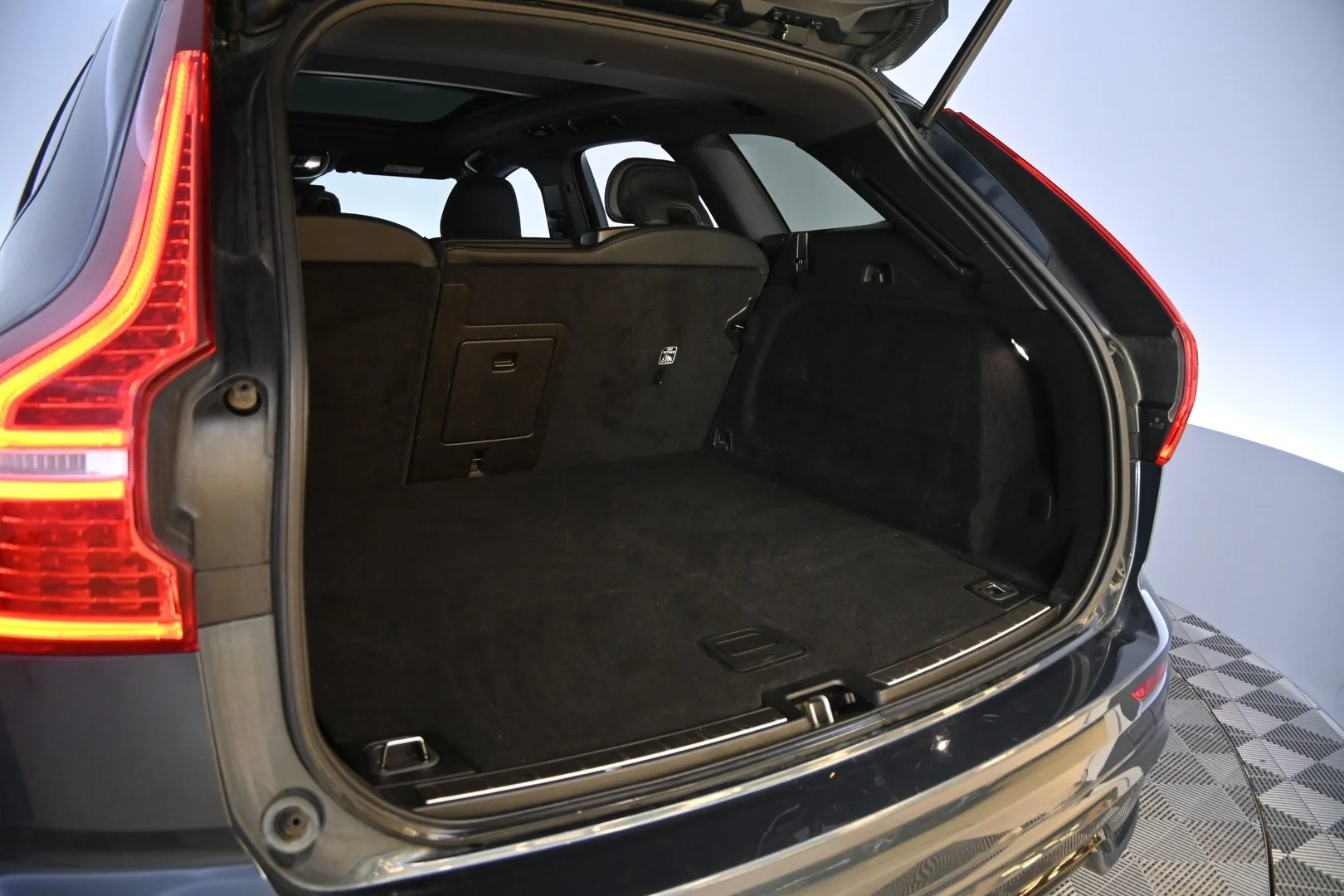 Car Image - 2KV4IvujgWh7EMfKGT6AyO