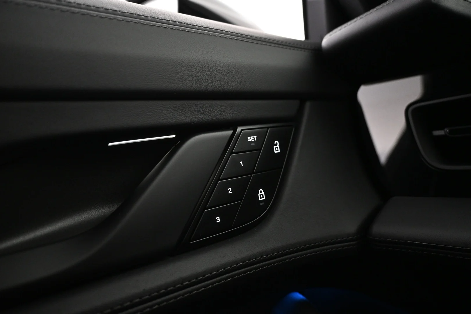 Car Image - 5Whb3EubibwRfncwxWkZab