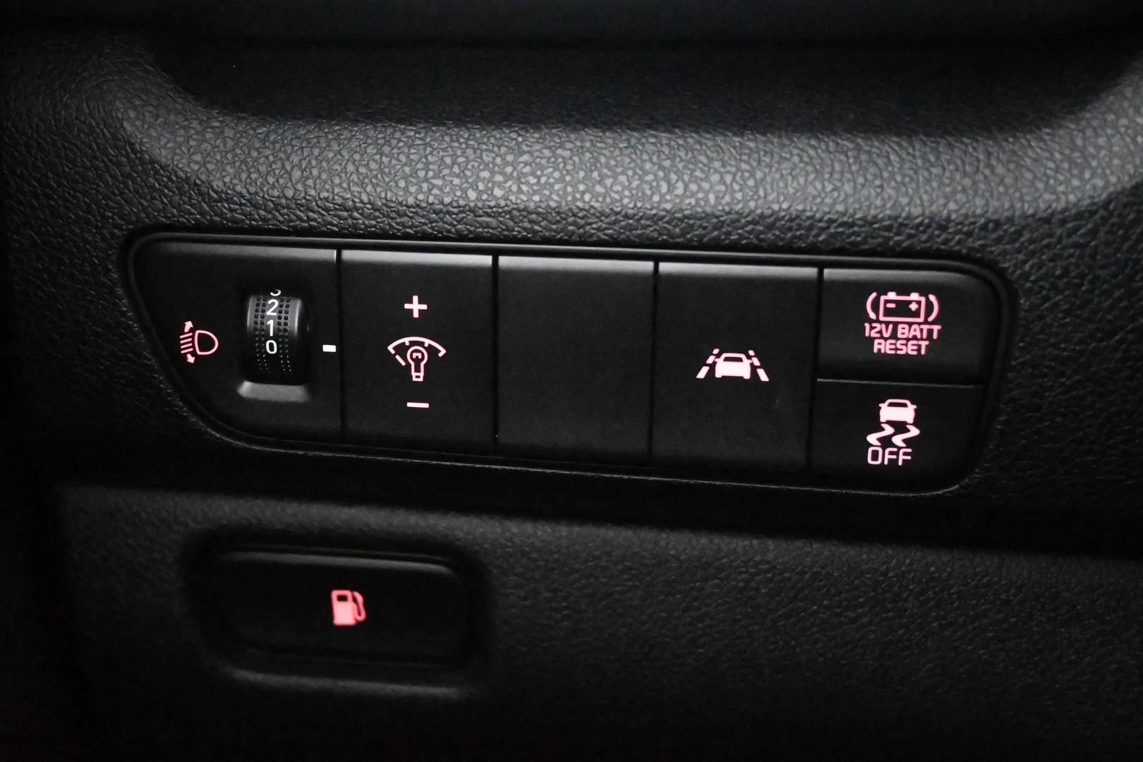 Car Image - 5xeFWdtnHfQORkzKcHkI1K