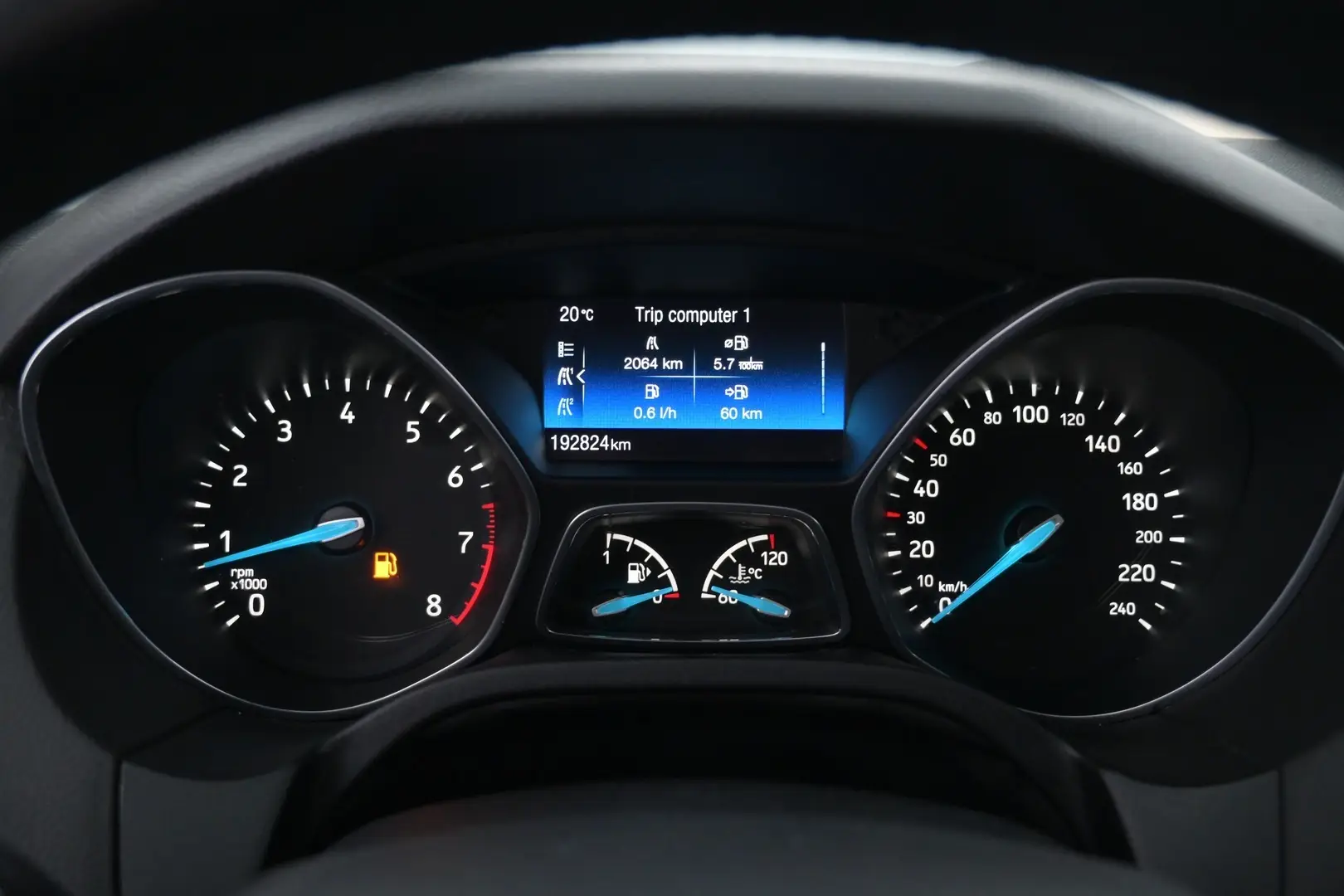 Car Image - 5XDLnUcyIRrAyDfjOuNd6U