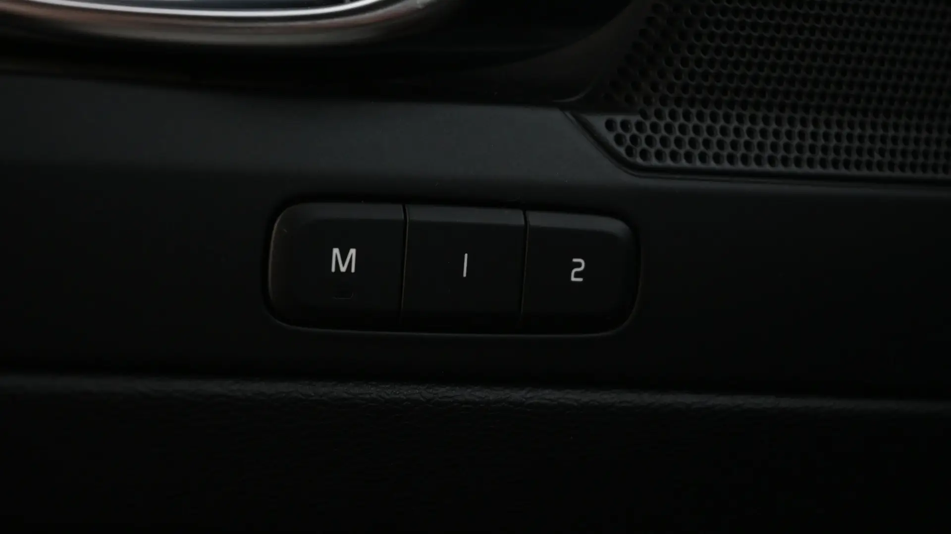 Car Image - 5Upcobp3uHYeCF2RucxW6Y