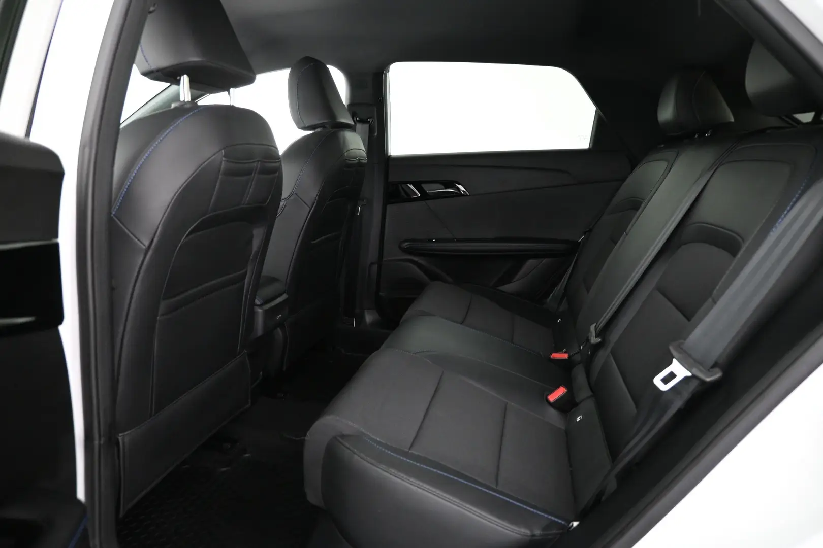 Car Image - 1jL6xnkwsWycDF3y6NuO16