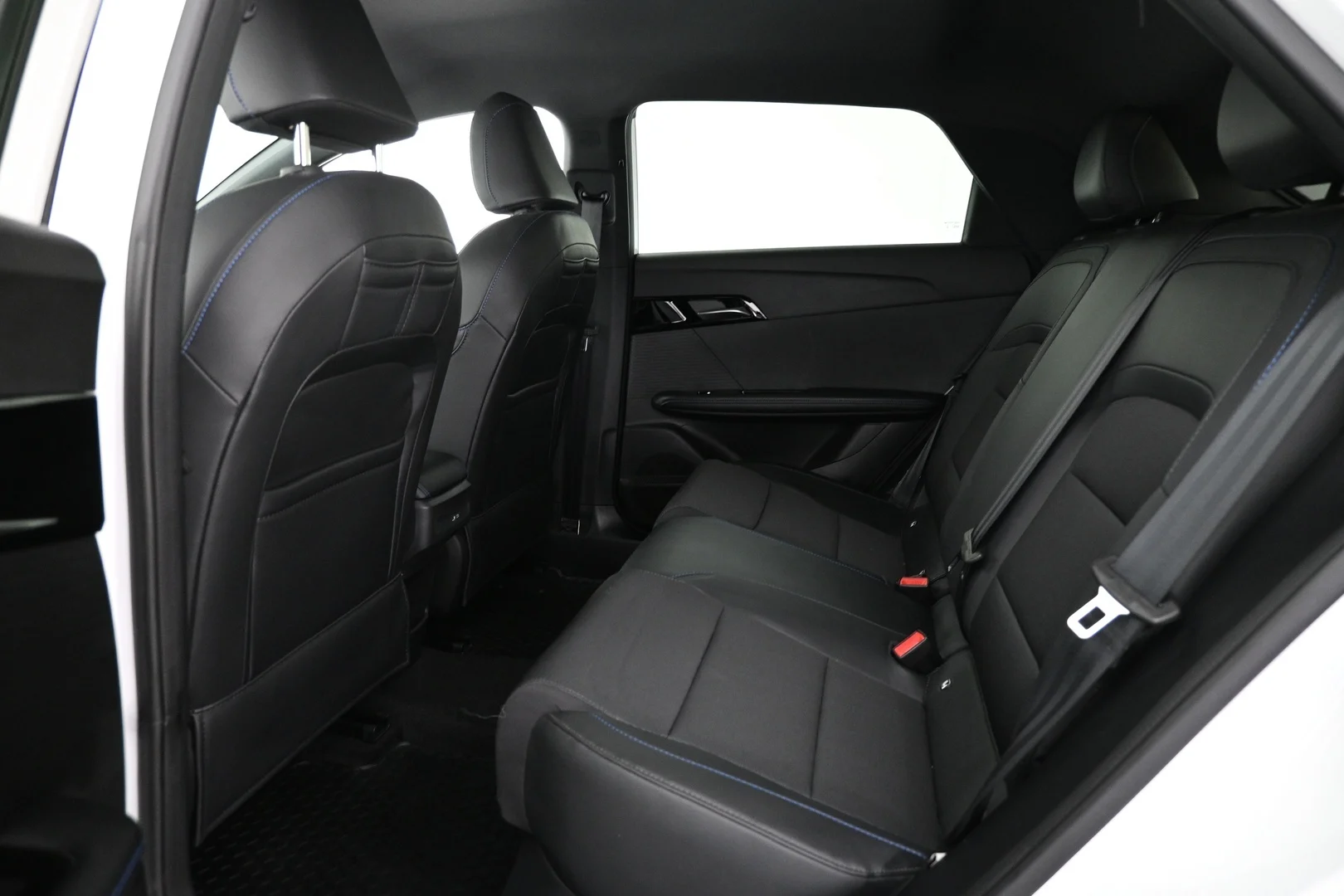 Car Image - 1jL6xnkwsWycDF3y6NuO16