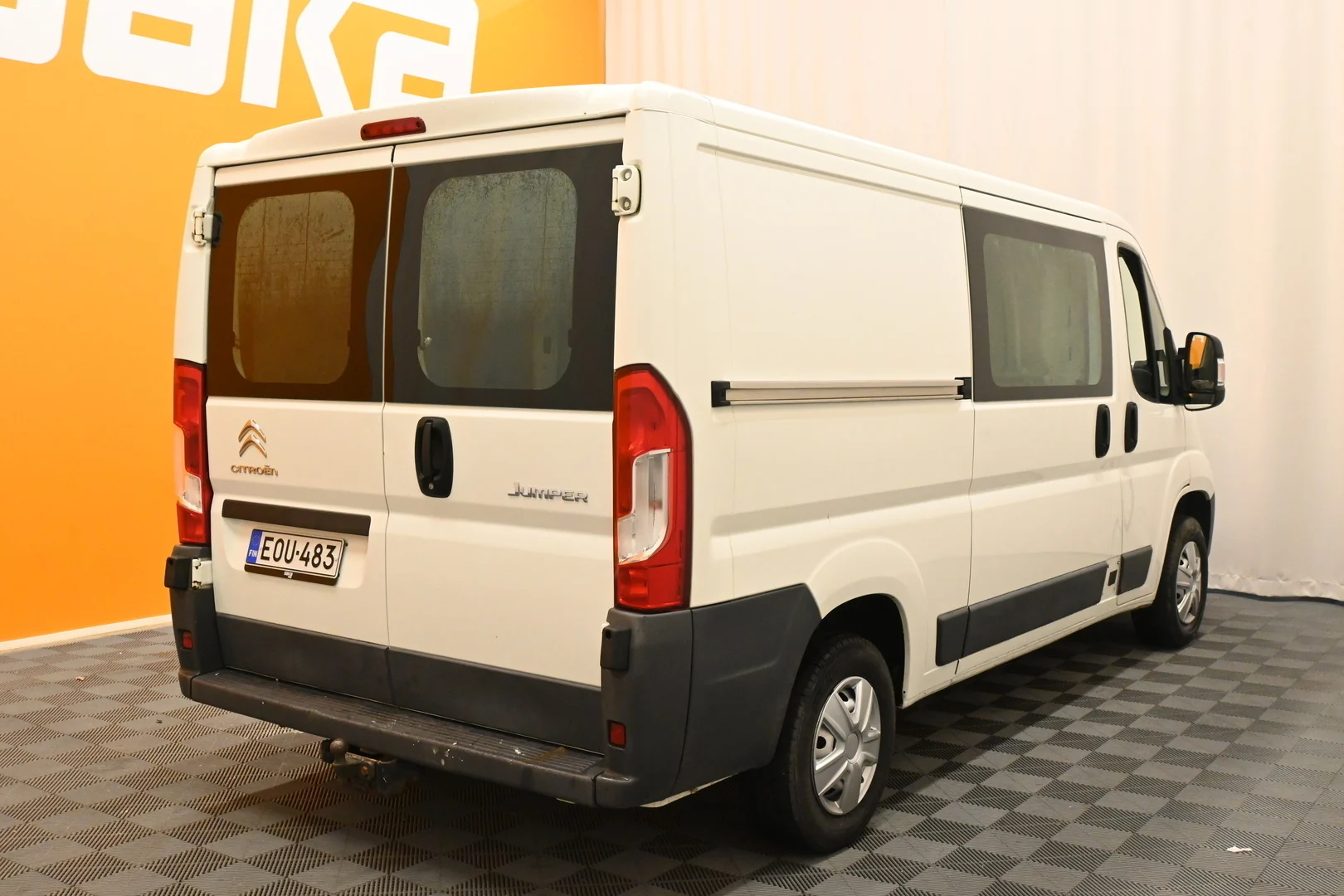 Car Image - r70oq0DdFb3lXrDsV44un