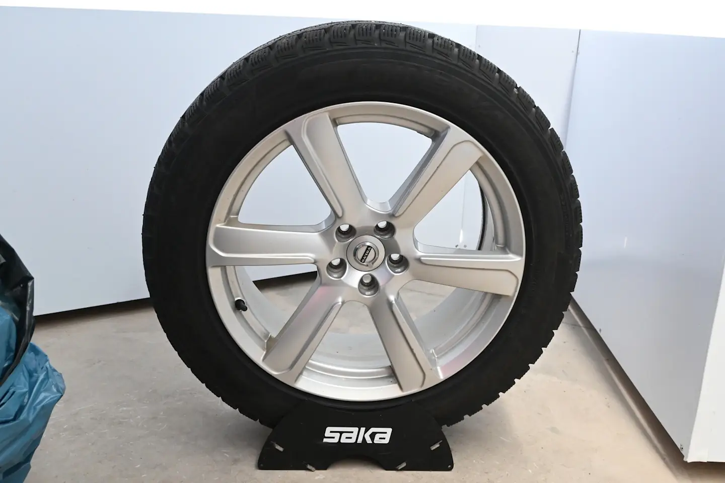 Car Image - 6yLdmI8JVDLIcVsmCEyy5n