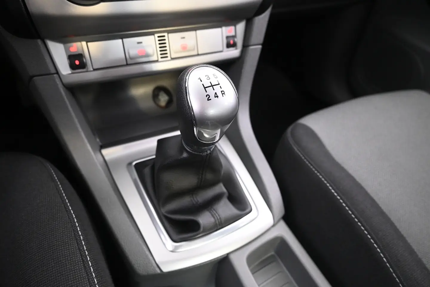 Car Image - 6JUcrOVV2KxBhI0GfeZIev