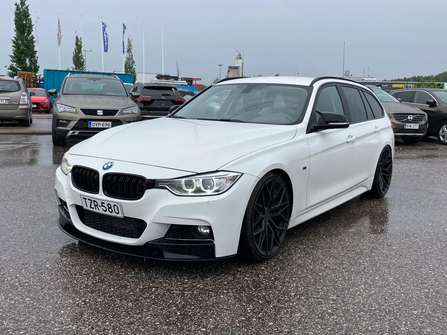 Car Image - 7MT97MbAW0URrDZC37RIU4