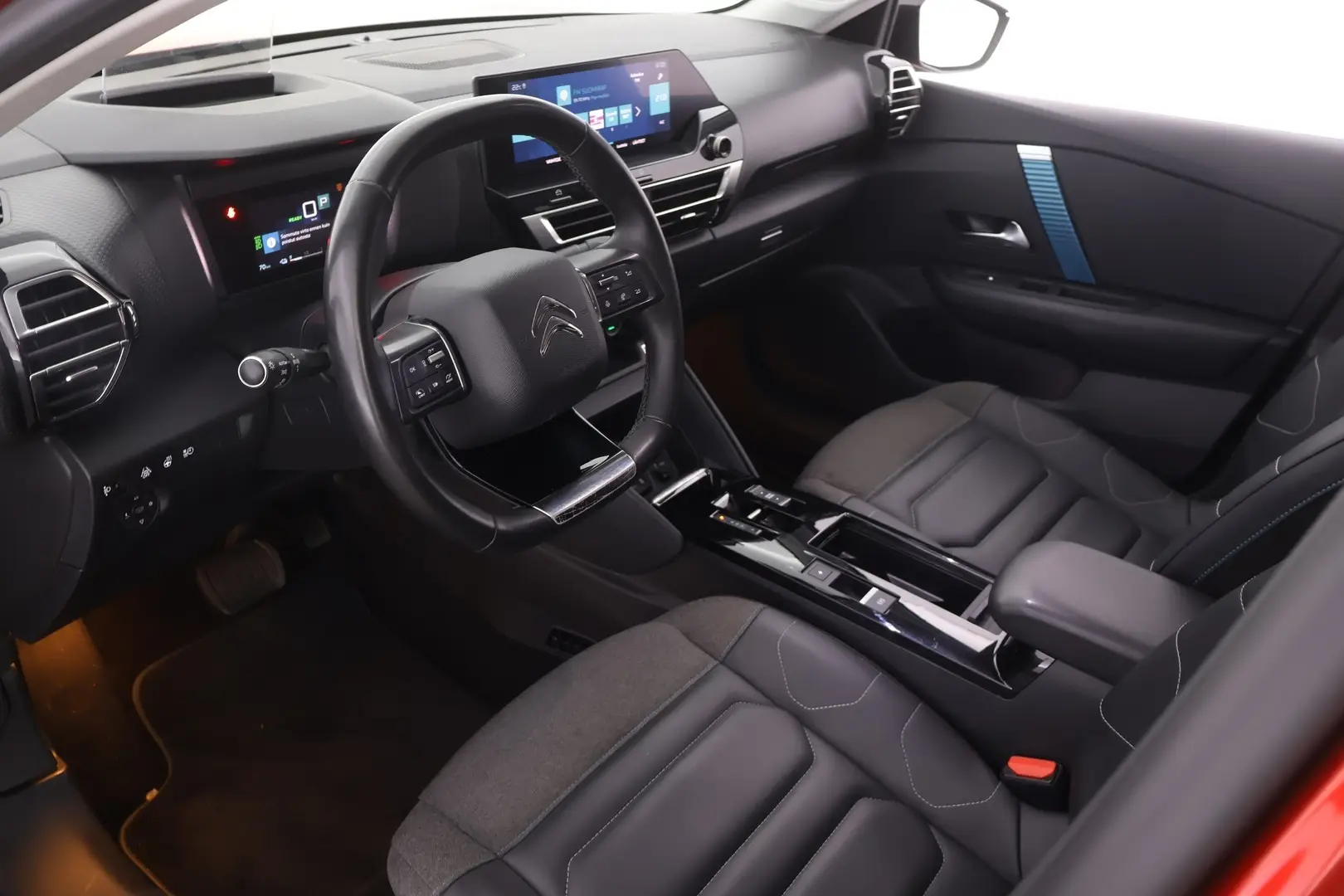 Car Image - qyslY8FfK26qafIB0ri9l