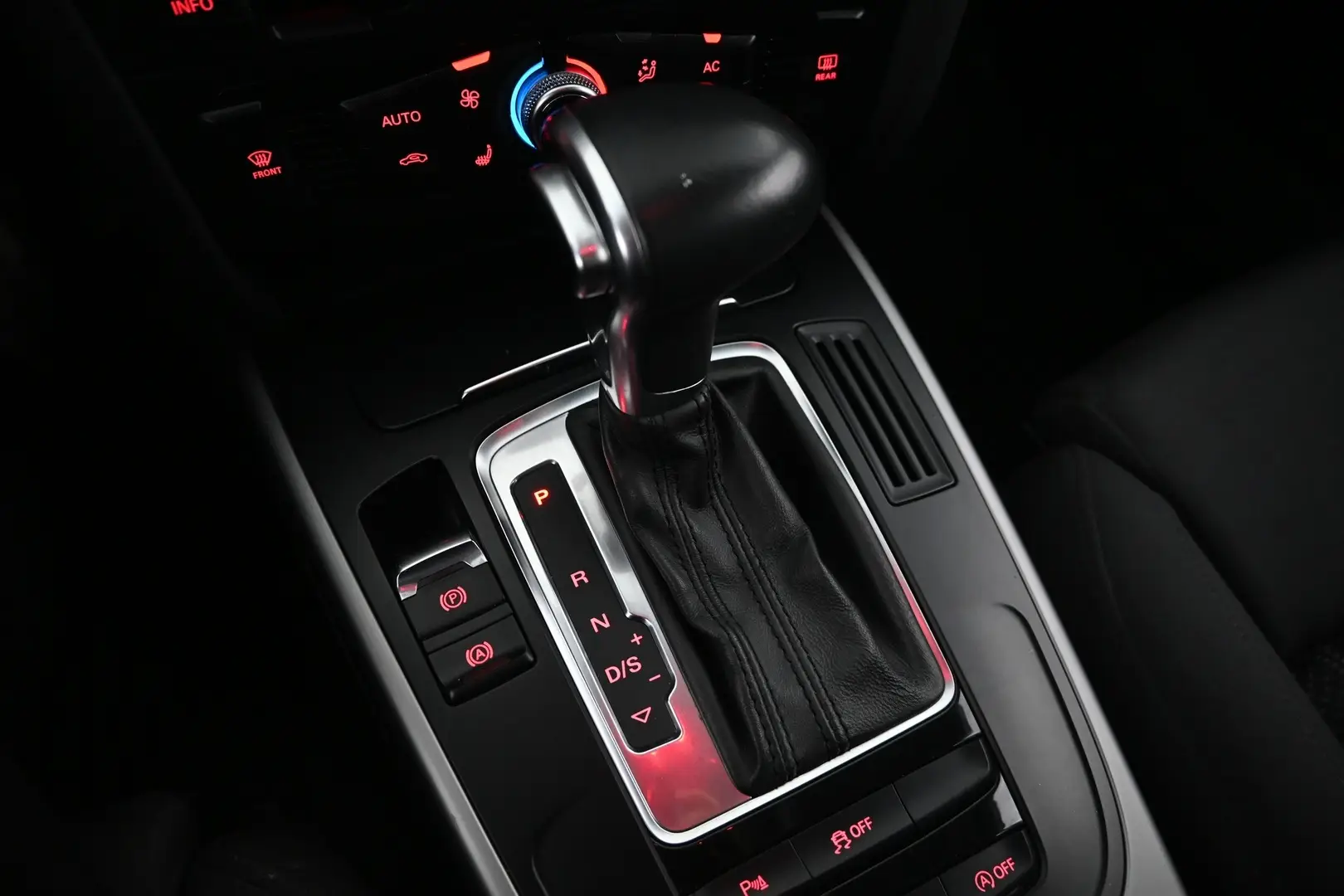 Car Image - 3LcsJviM5yddLIoJbDtEsc