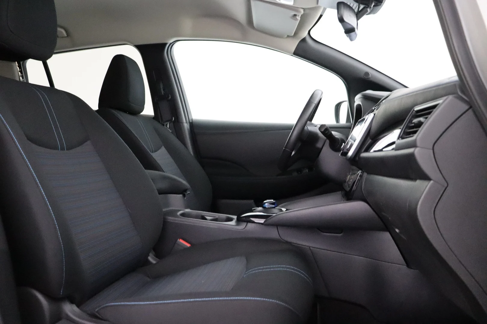 Car Image - 1pxpzyPtT62veNjSXgzqxq