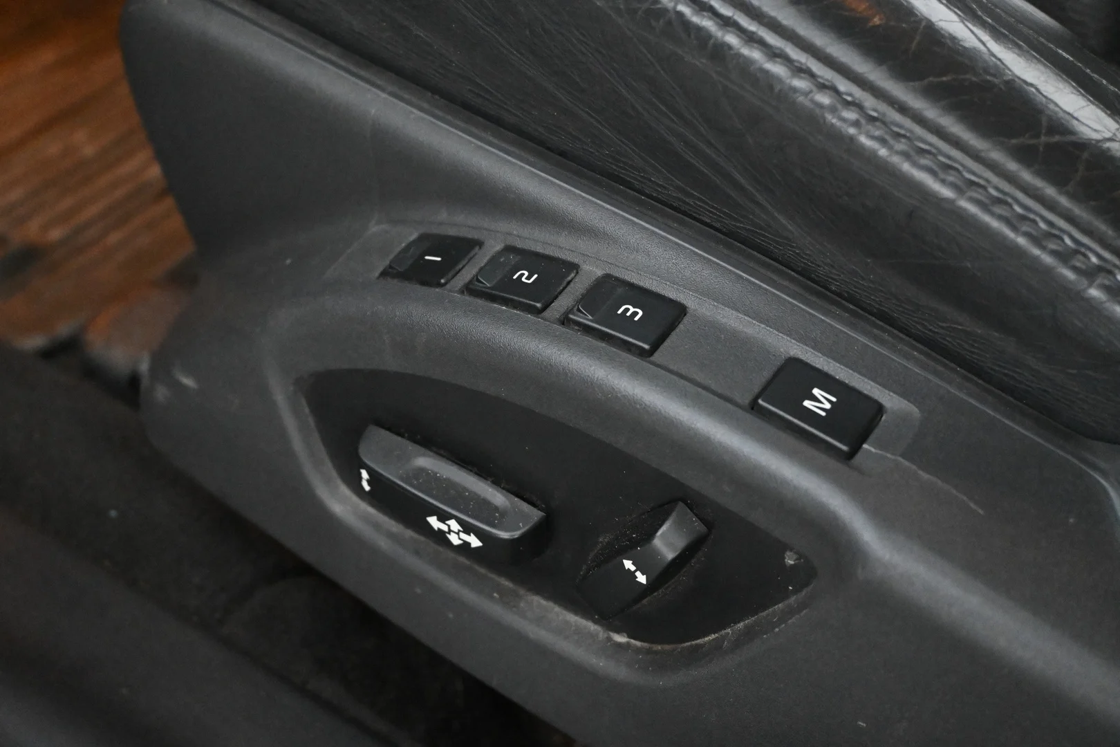 Car Image - 1rOwqa2AzNB3hVsFUSuEKh