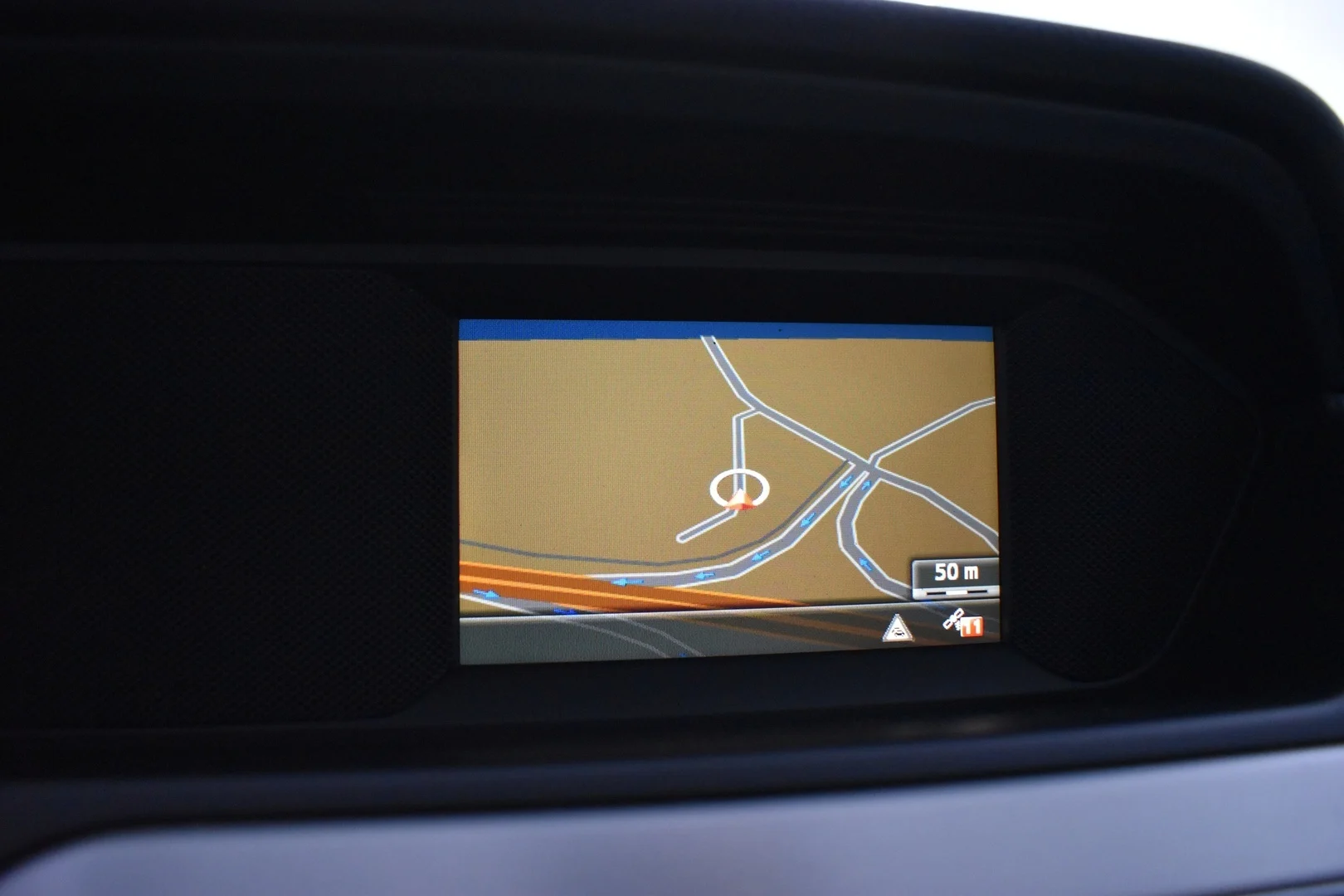 Car Image - 2dhB1mK3ZVHQYd18Y60XqO