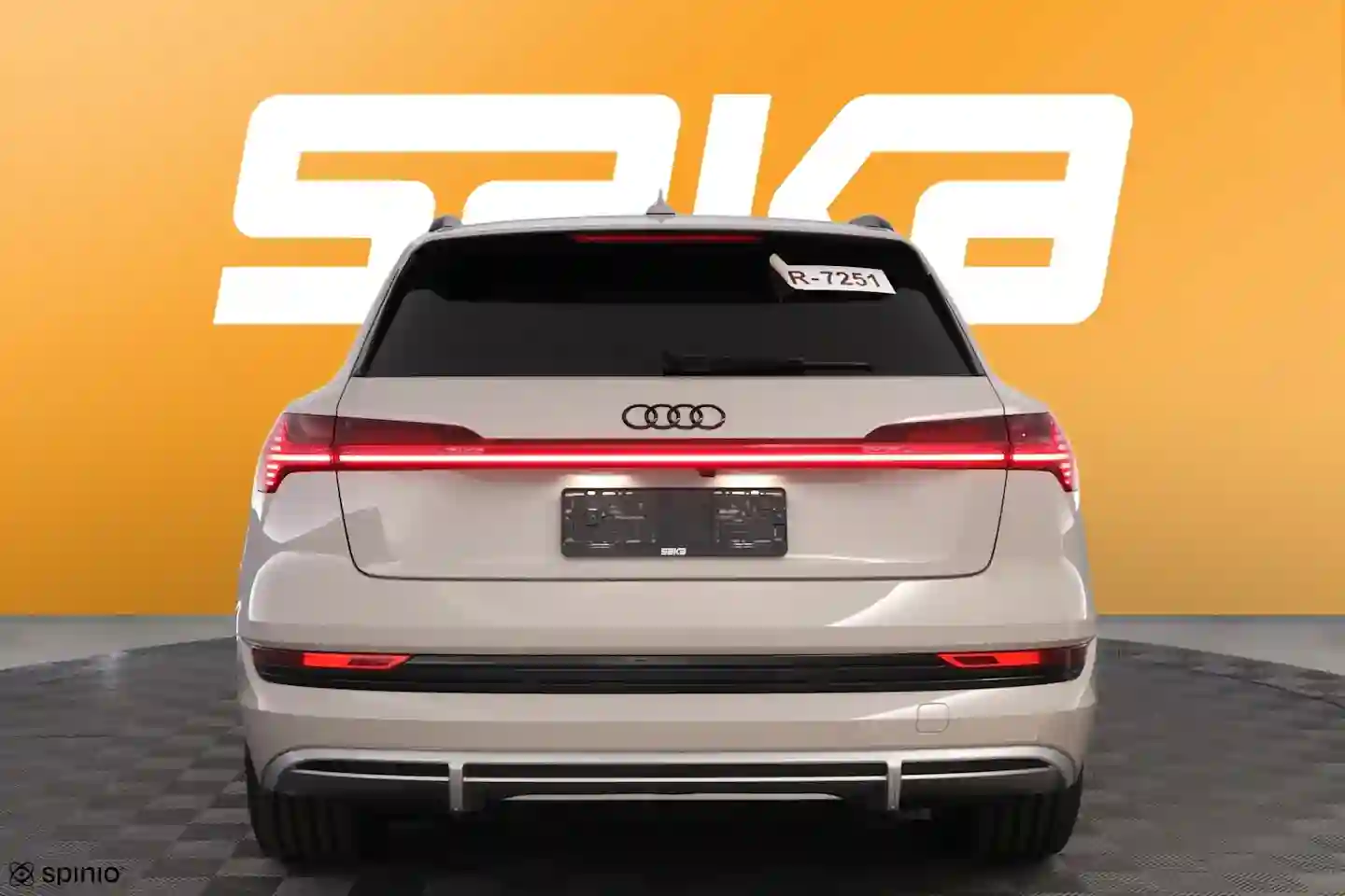 Car Image - qCFw3IG80JzlBlsNaRP2e