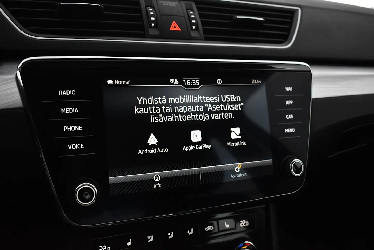 Car Image - FAcisVqUUta3EkMVpNmS4