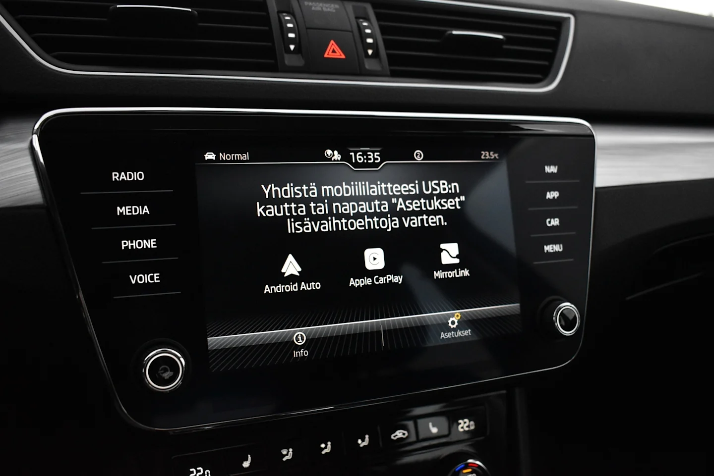 Car Image - FAcisVqUUta3EkMVpNmS4