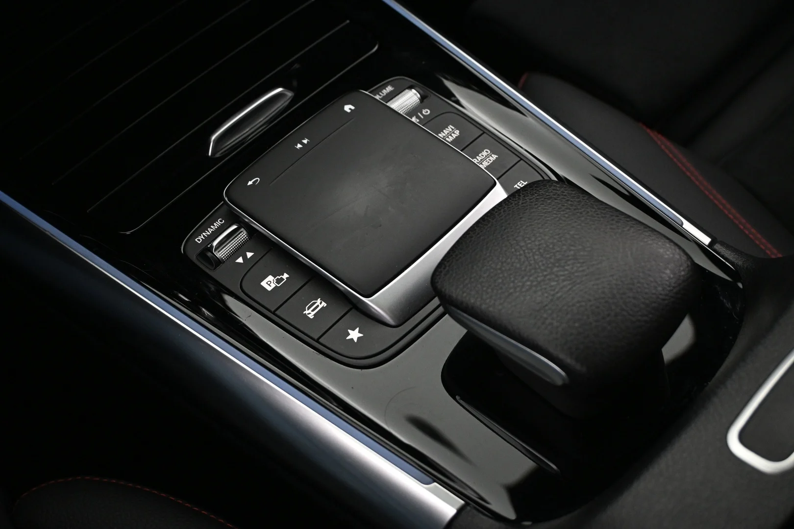 Car Image - 3Pdi0K29OHfY20BqxDw0bd