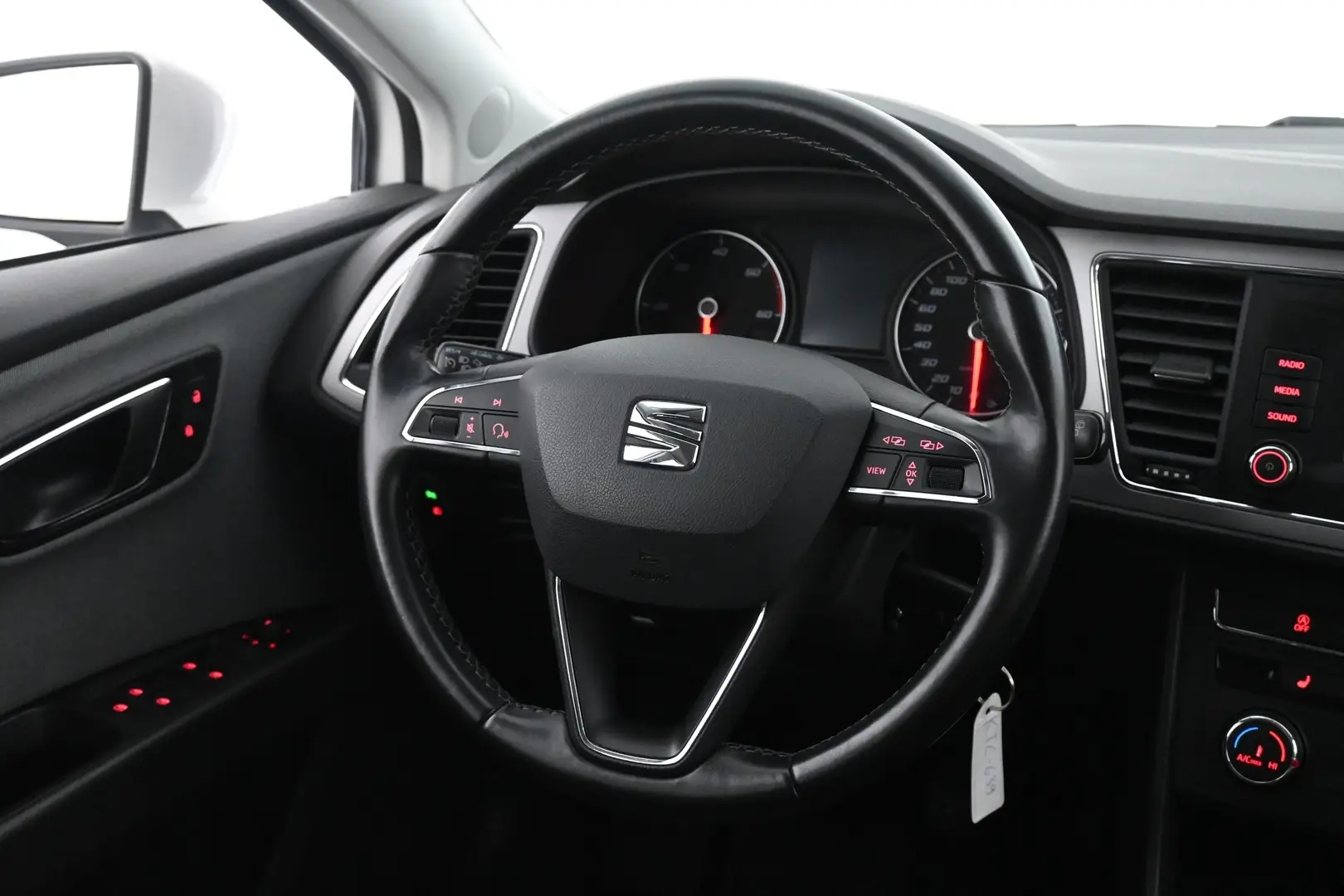 Car Image - 3LmXBJKVWY0RMYwIldJ1TZ