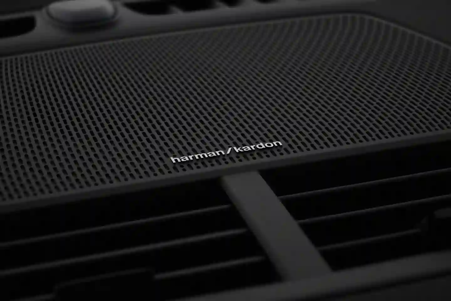 Car Image - j0gdOFrsvtsrzv6x2DgHl