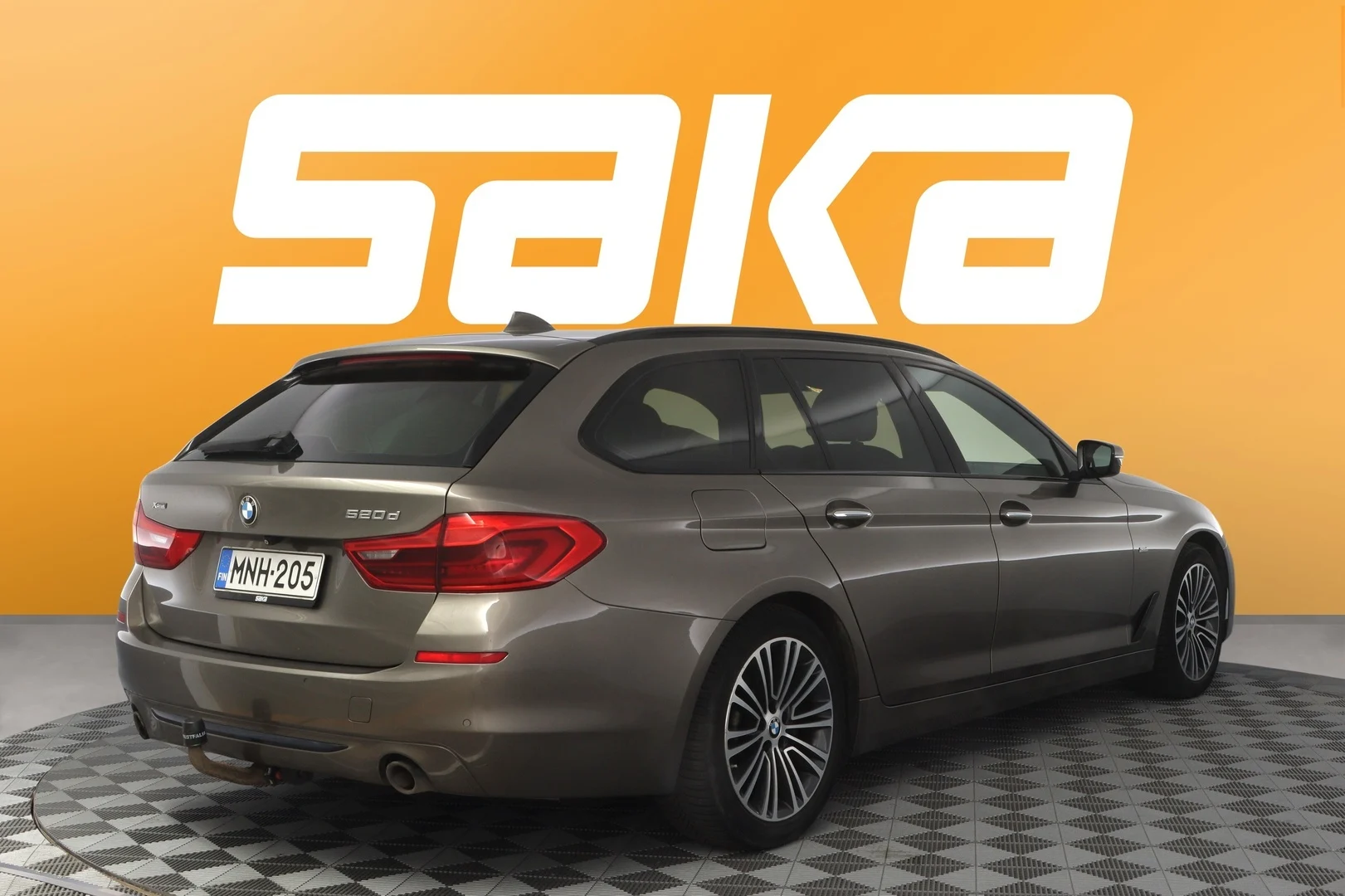 Car Image - 3BNxCmFfUFrczdYpAF295Y