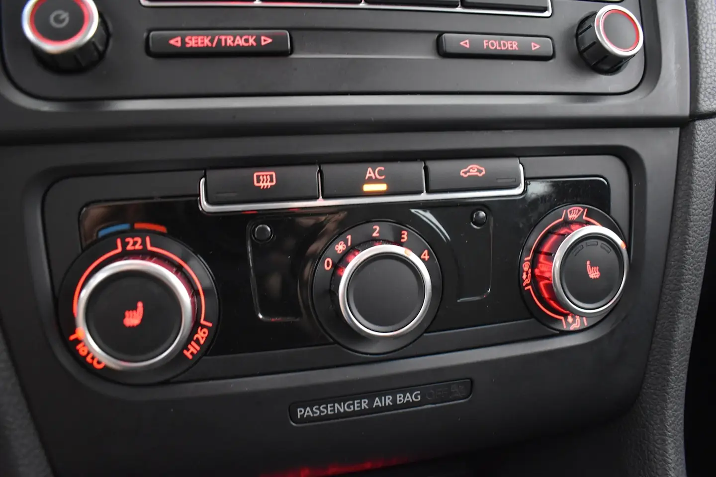 Car Image - 5M6FamZ0mP2iJkxN7WBYEb