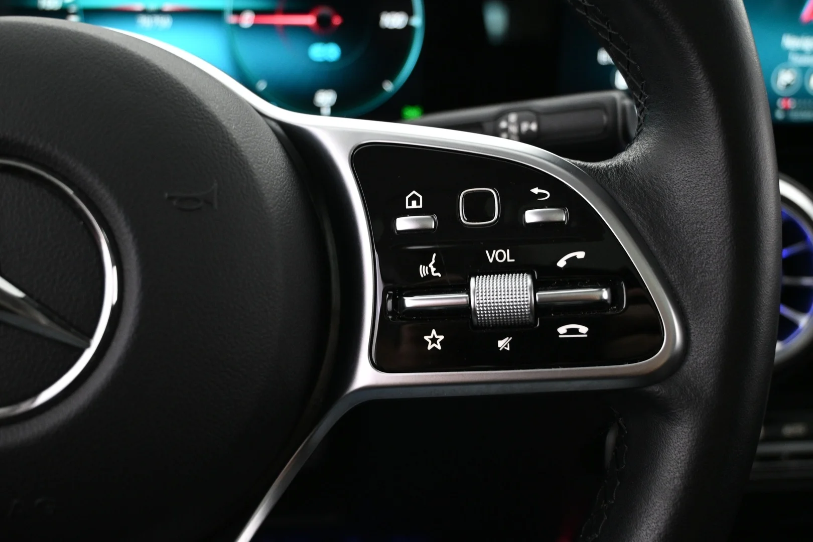Car Image - KAL5151ezDPdmAovddN7D