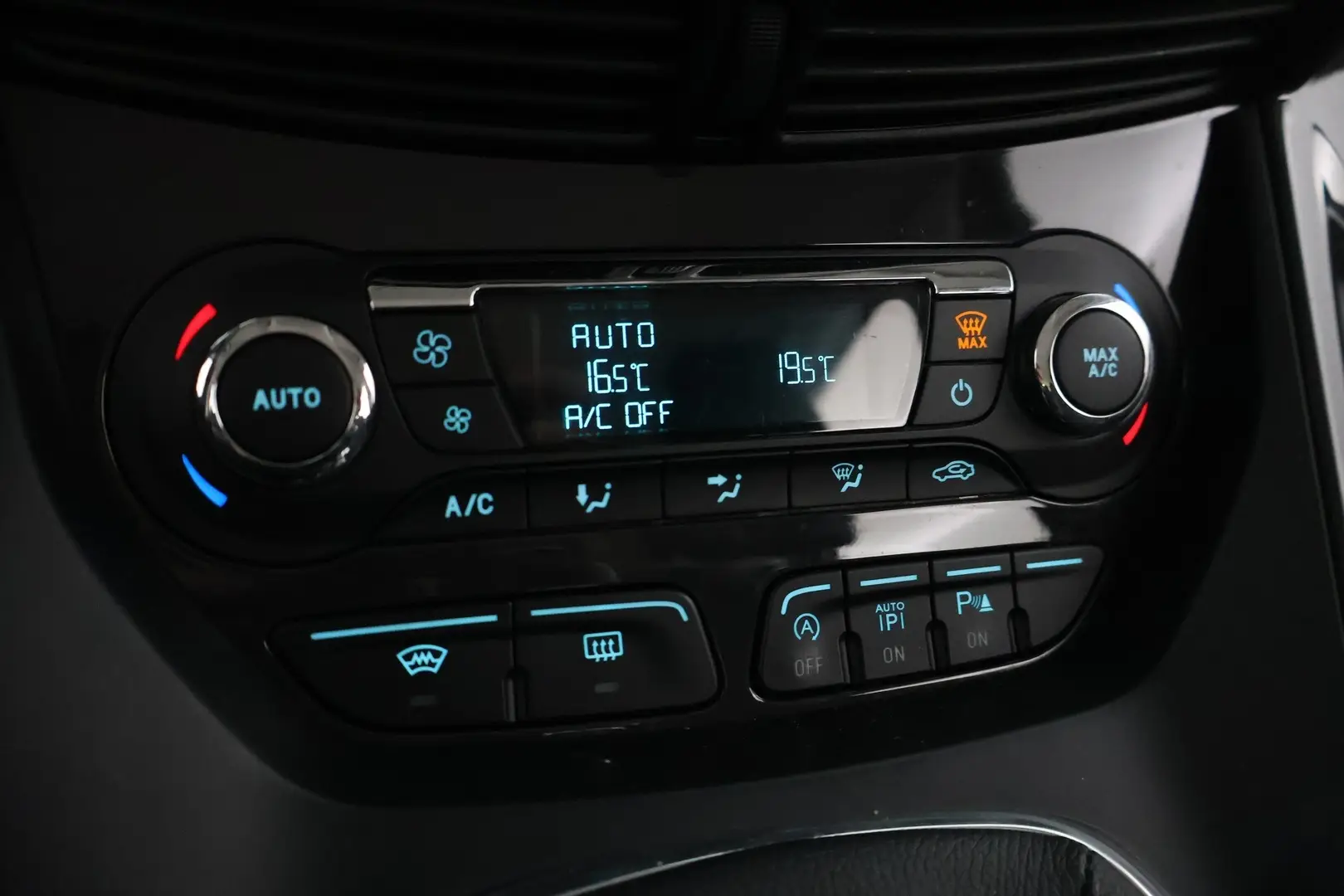 Car Image - 3Y2PtDbcDBUqsEie5sC0xR