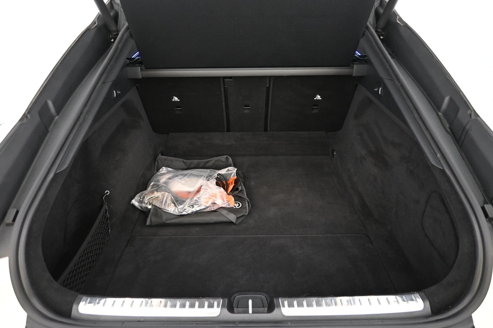Car Image - 14ZkSMocFHZZi46bXIxM57