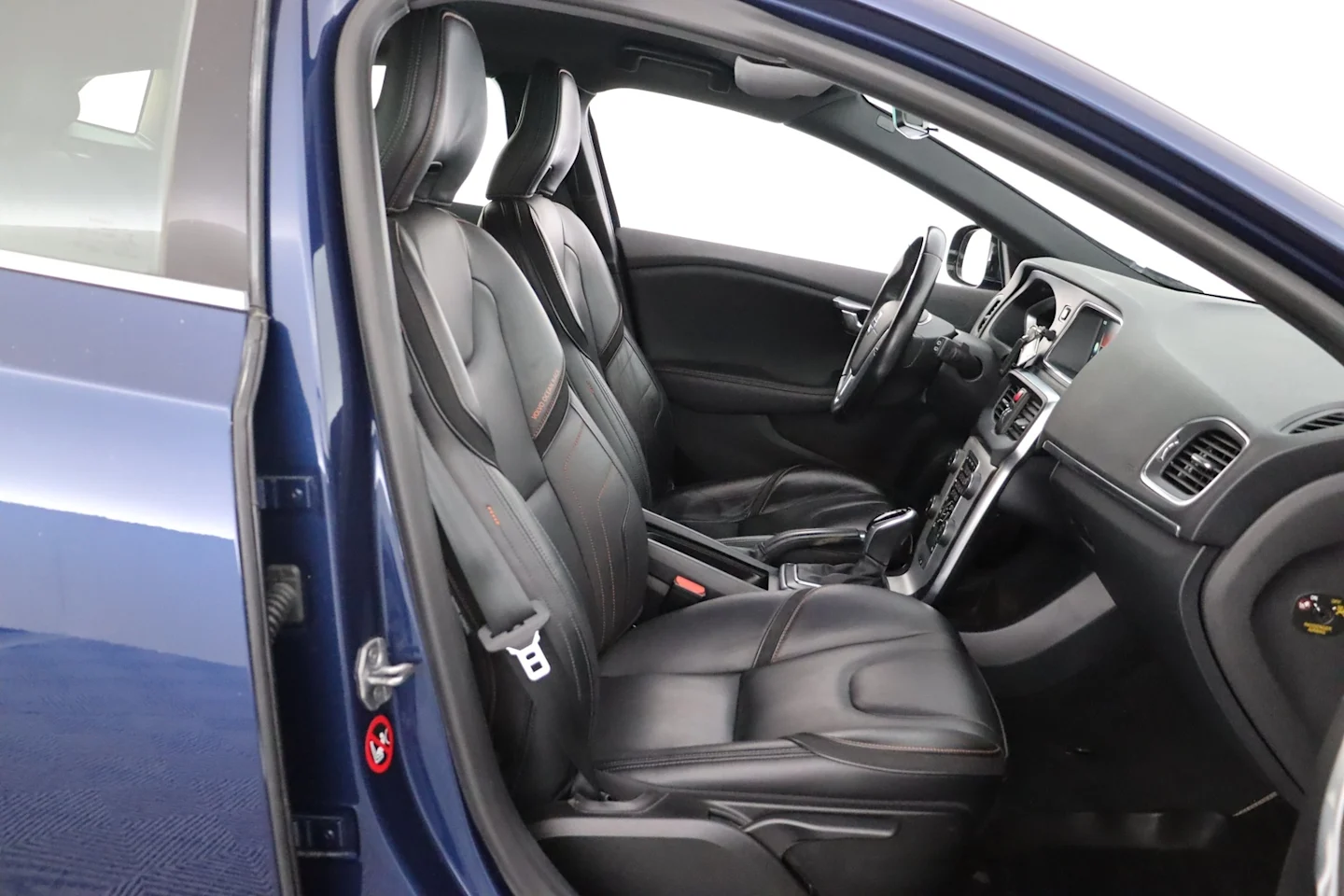 Car Image - 3Xvk1usnx9Hwn5YLJsIkei