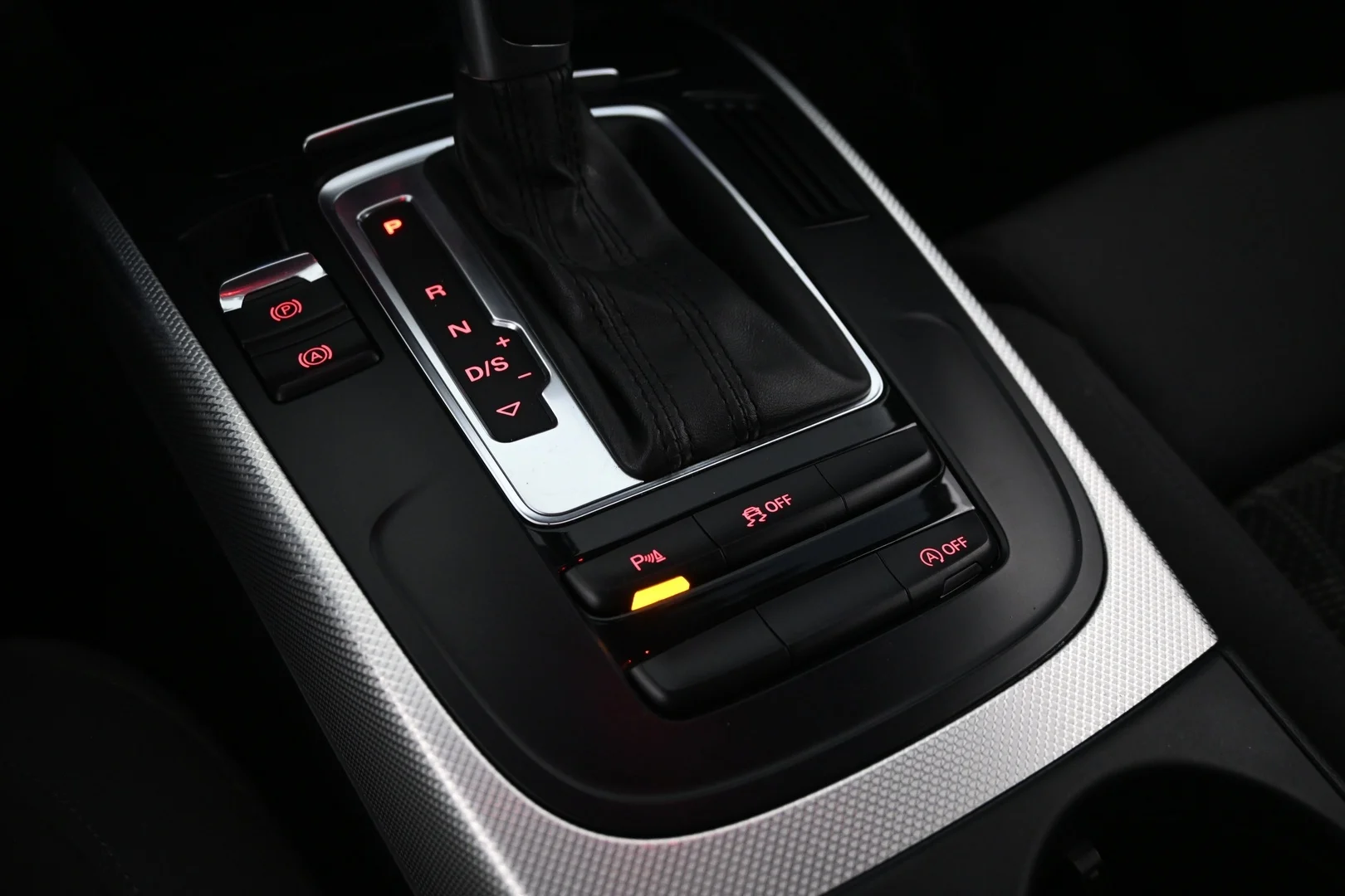 Car Image - 4zlEQ6A8j4cBdgDdWbGOEe