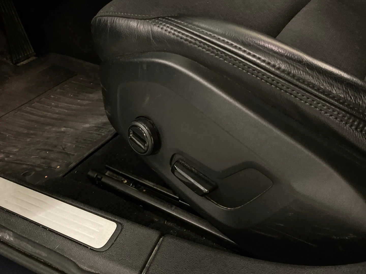 Car Image - 7H3YFGTGGn0uXx8n3YDxz8