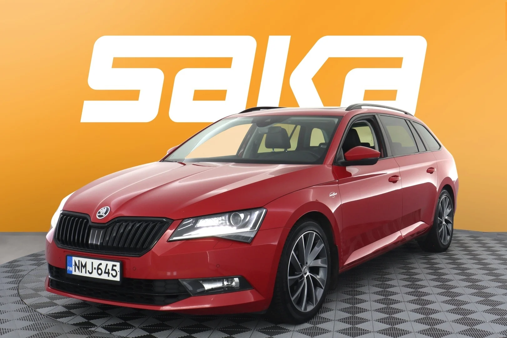 Car Image - 5Z2bxsOJQb5HSuEYQbfS7t