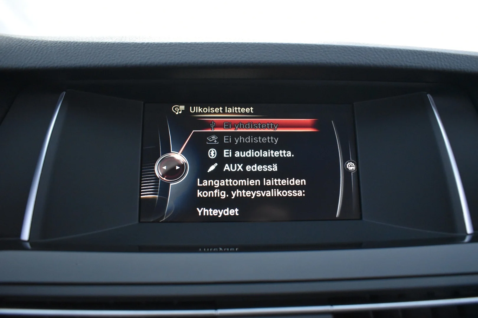 Car Image - 6ue8et1eVlXBI350VMGM07