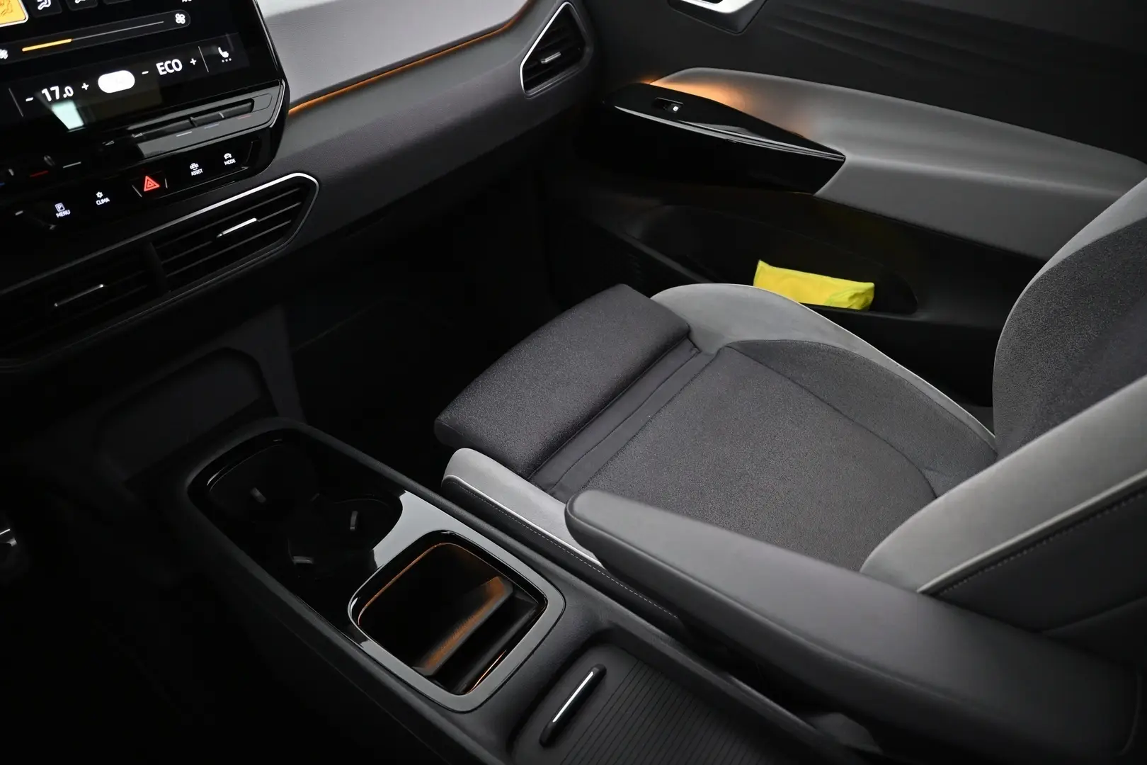 Car Image - 41UL4VmYJiX5vrIBmF1qW6